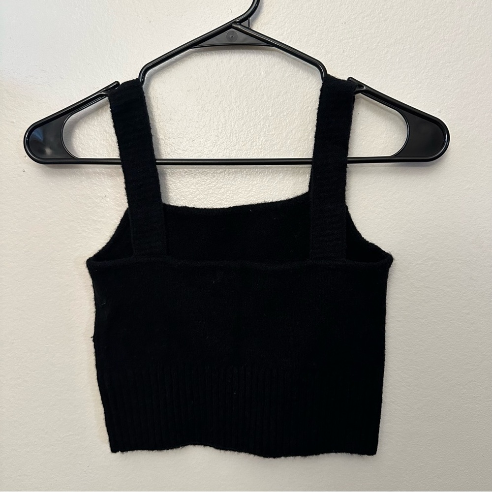 H&M Knit Top - Picture 2 of 4